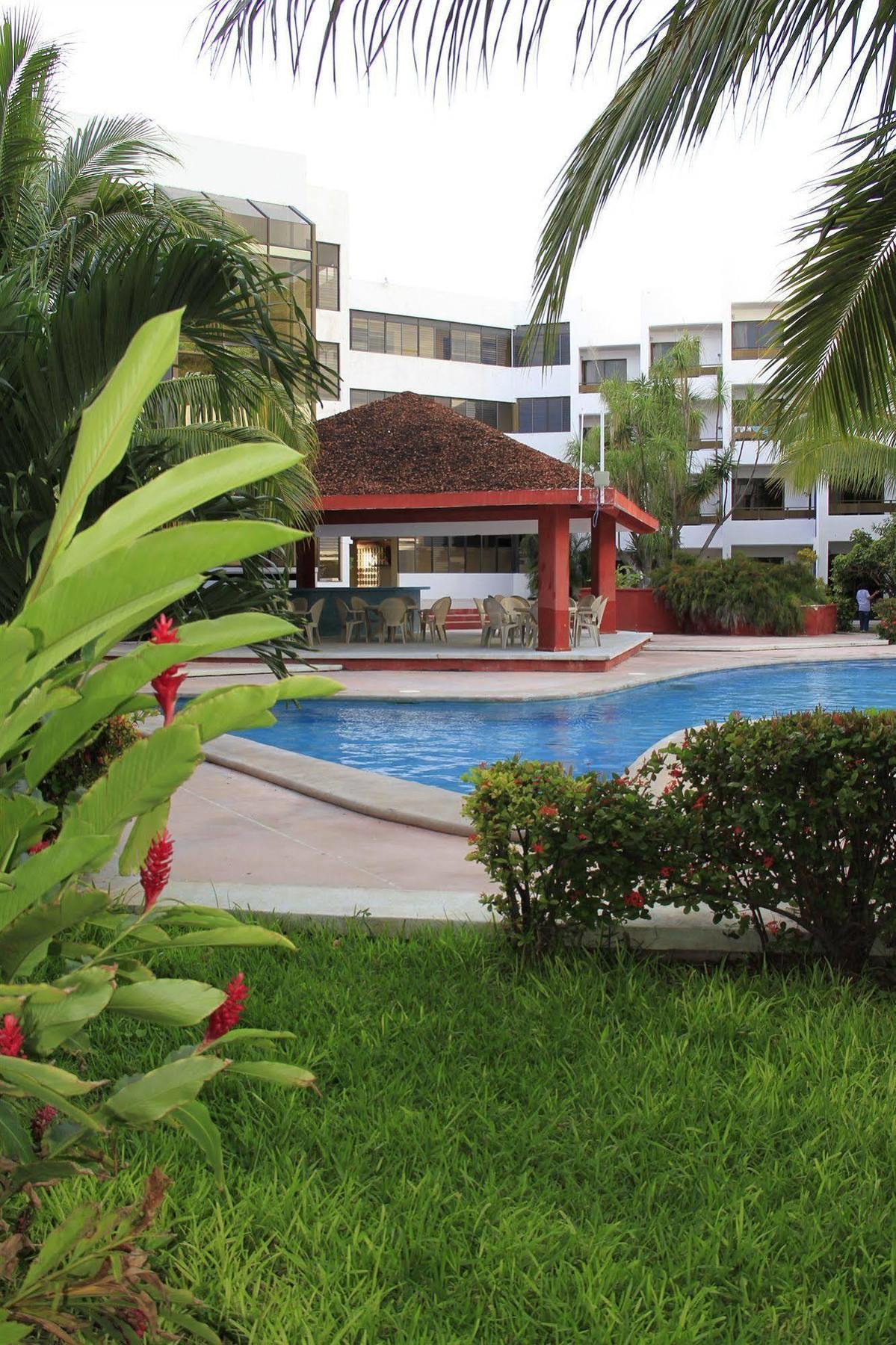 Hotel Debliz Campeche Bagian luar foto